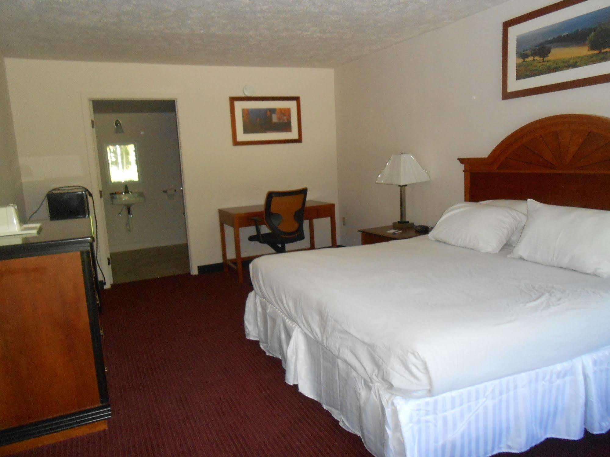 Americas Best Value Inn Norge Exterior photo